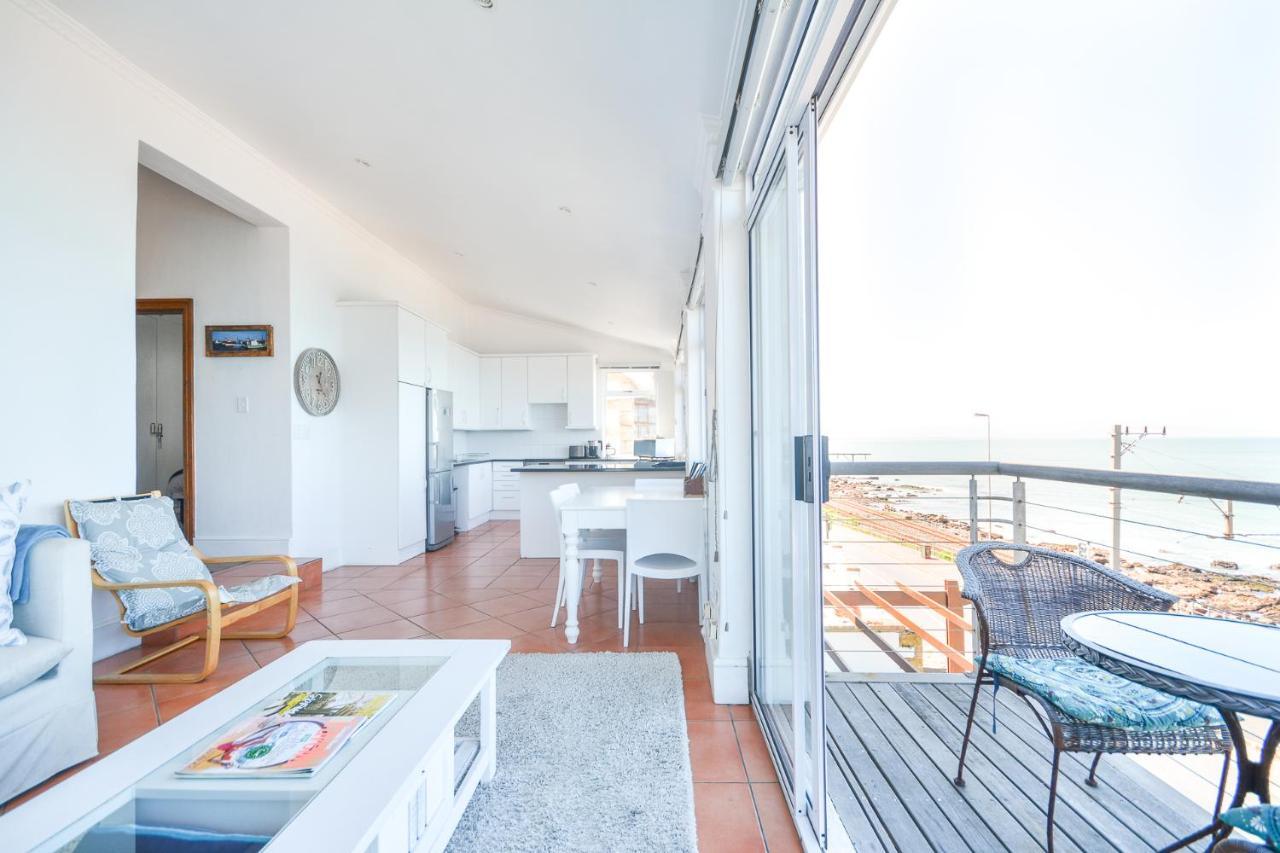 Oceanfront Penthouse Apartment Muizenberg Luaran gambar