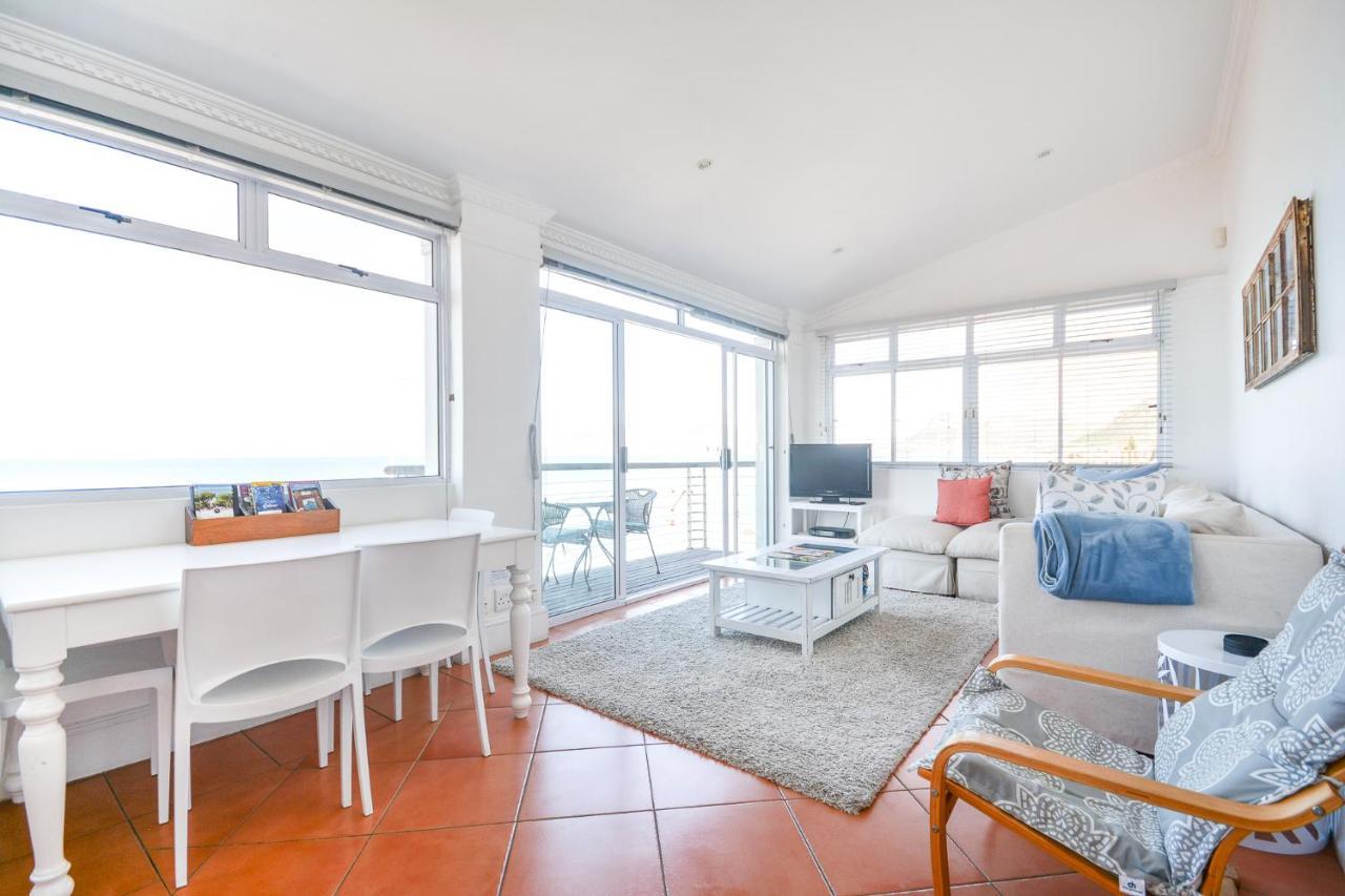 Oceanfront Penthouse Apartment Muizenberg Luaran gambar